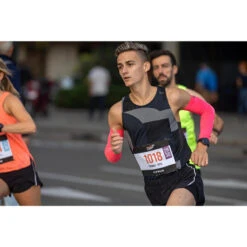 Ademende Hardloopsinglet Voor Heren Light -Regatle Winkel ademend hardloopsinglet voor heren light zwart golven 9