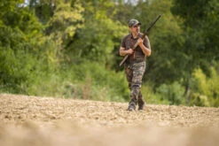 Ademende Jachtpolo Voor Heren 100 Met Korte Mouwen Katoen 15 Ademende Jachtpolo Voor Heren 100 Met Korte Mouwen Katoen -Regatle Winkel ademende jachtpolo voor heren 100 met korte mouwen katoen bruin 5