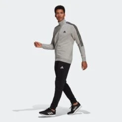 ADIDAS AEROREADY Essentials 3-Stripes Trainingspak 9 ADIDAS AEROREADY Essentials 3-Stripes Trainingspak -Regatle Winkel aeroready essentials 3 stripes trainingspak 2