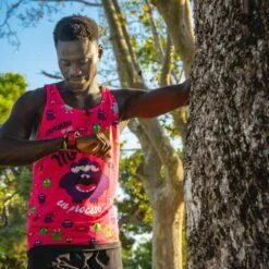 RUNNING SHIRT #MONSTERS Voor HEREN - KAMUABU Roze Tanktop -Regatle Winkel running shirt monsters voor heren kamuabu roze tanktop 3